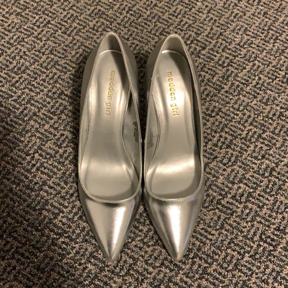Madden Girl Silver Heels - Picture 1 of 2
